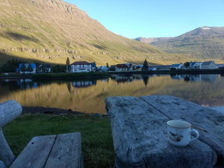 Nylenda Apartment Seythisfjorthur Exterior photo